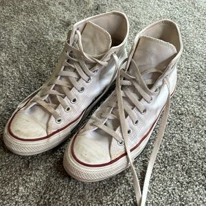 White converse women’s size 9